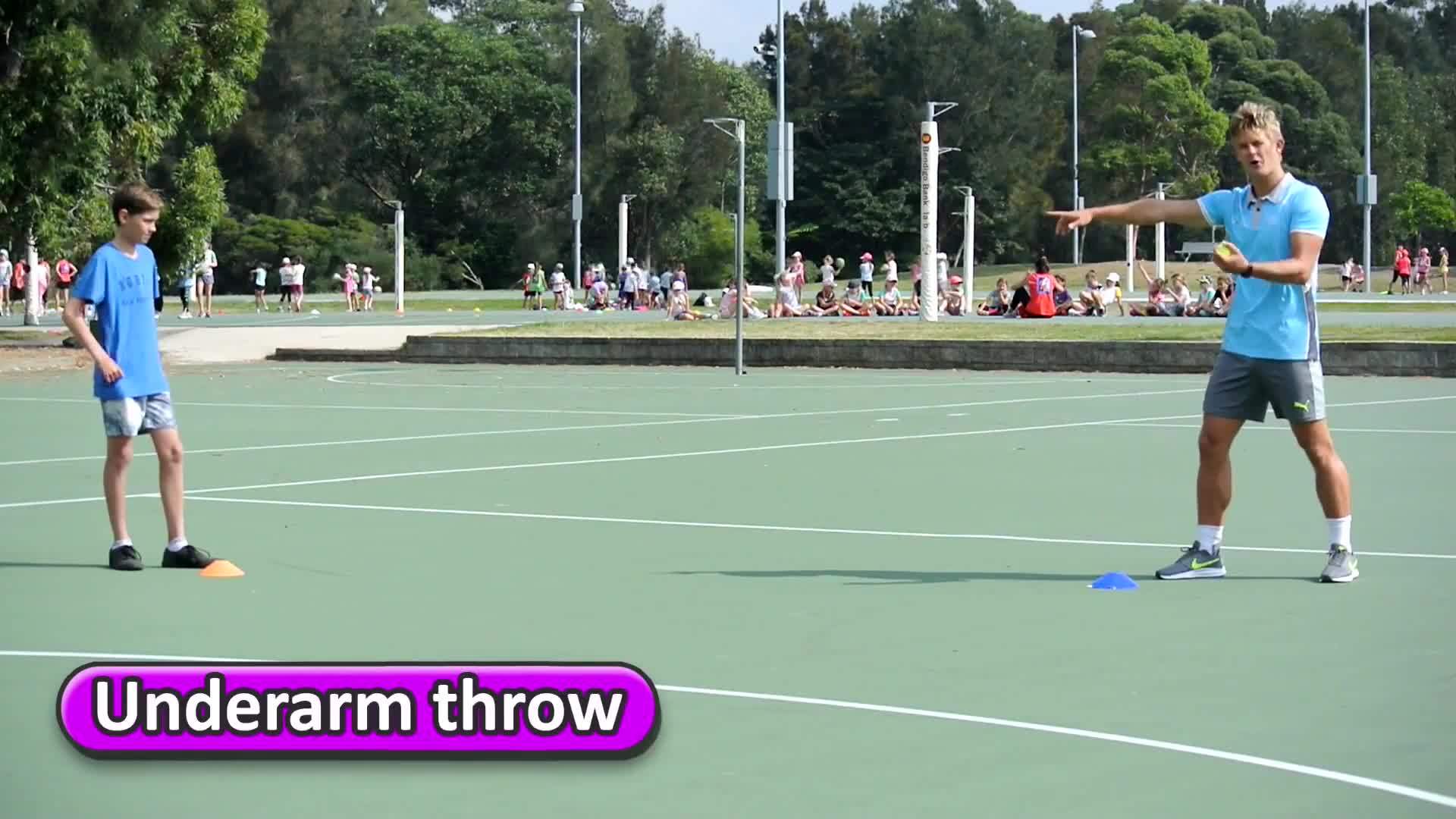 Underarm throws (grade K-3) | Throwing & catching › Teaching Fundamentals of PE